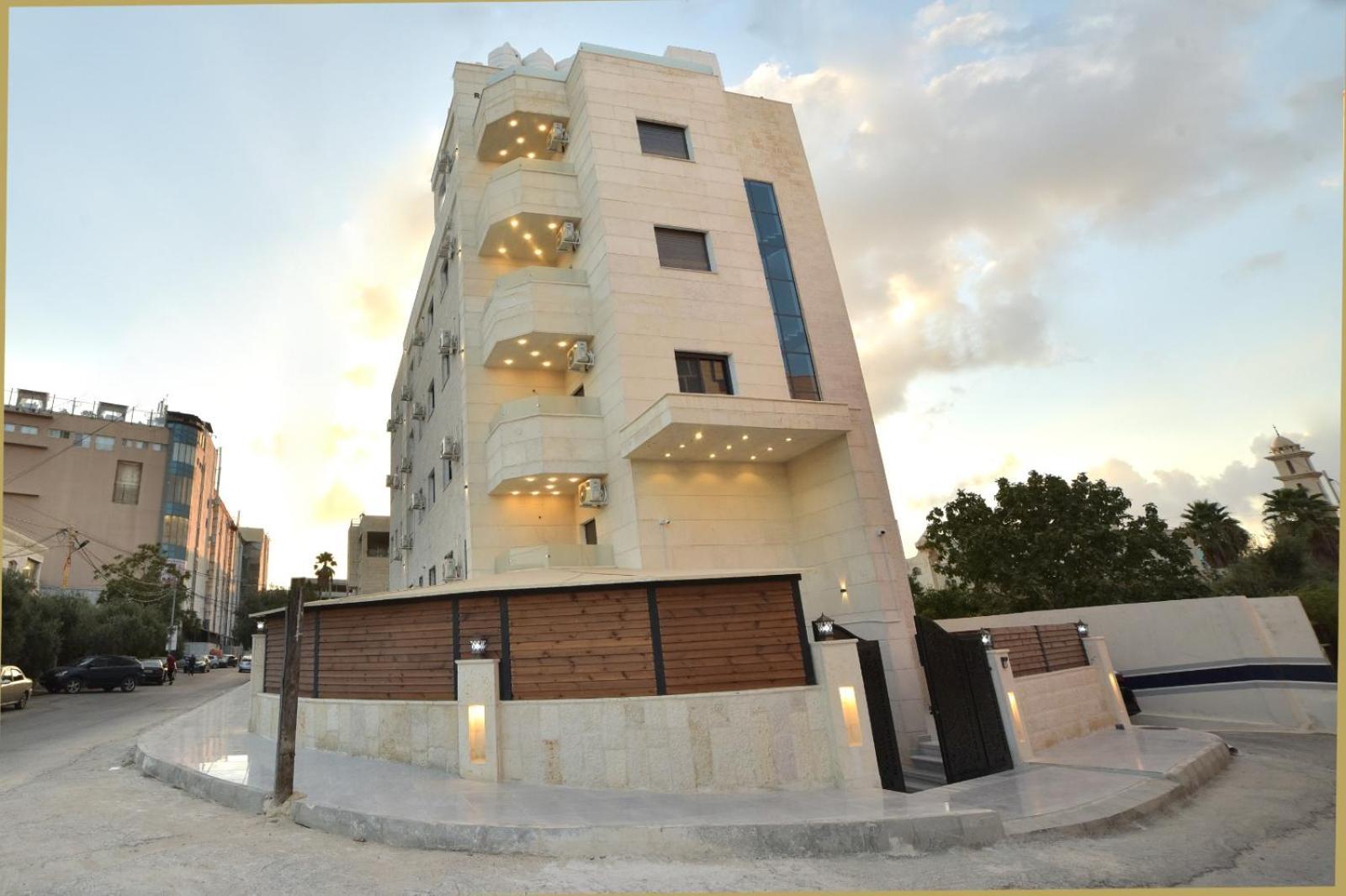 رمّ للأجنحة Rum Royal Suites Irbid Exterior photo