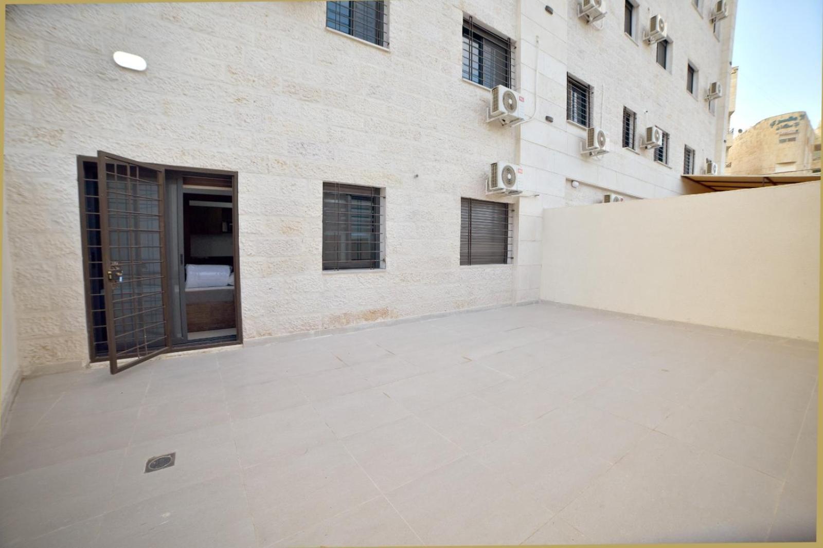 رمّ للأجنحة Rum Royal Suites Irbid Exterior photo